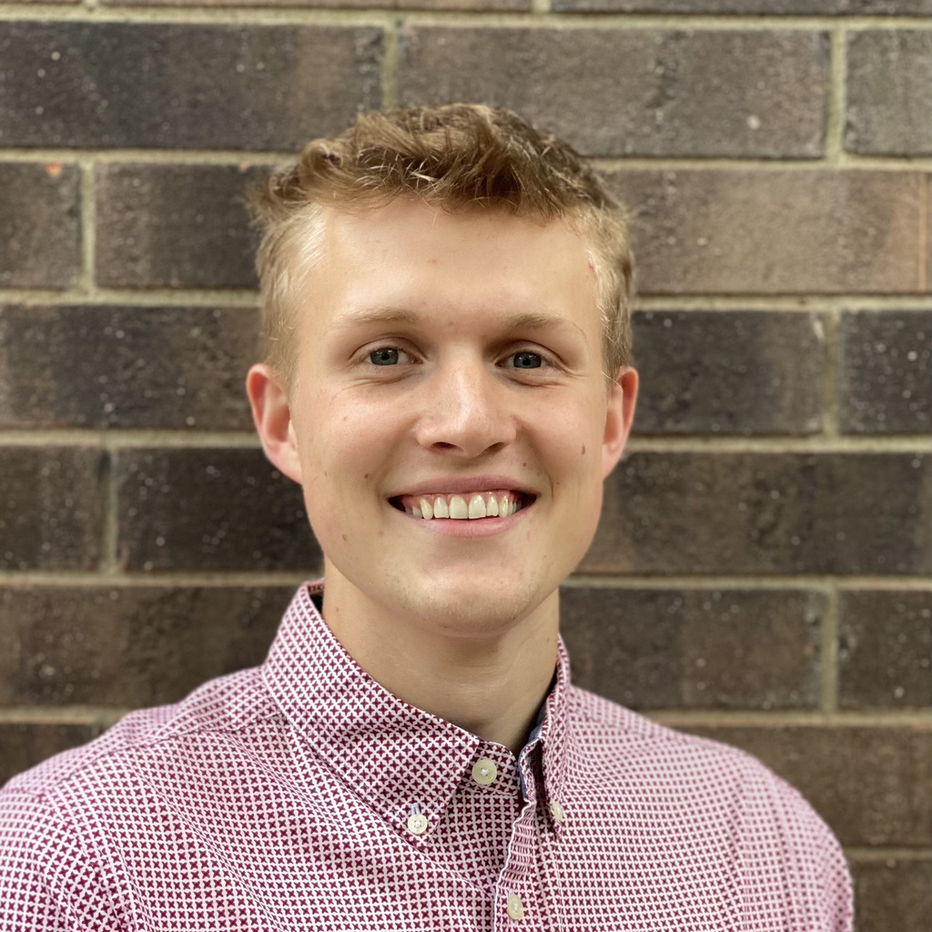 Avery Bandstra Headshot