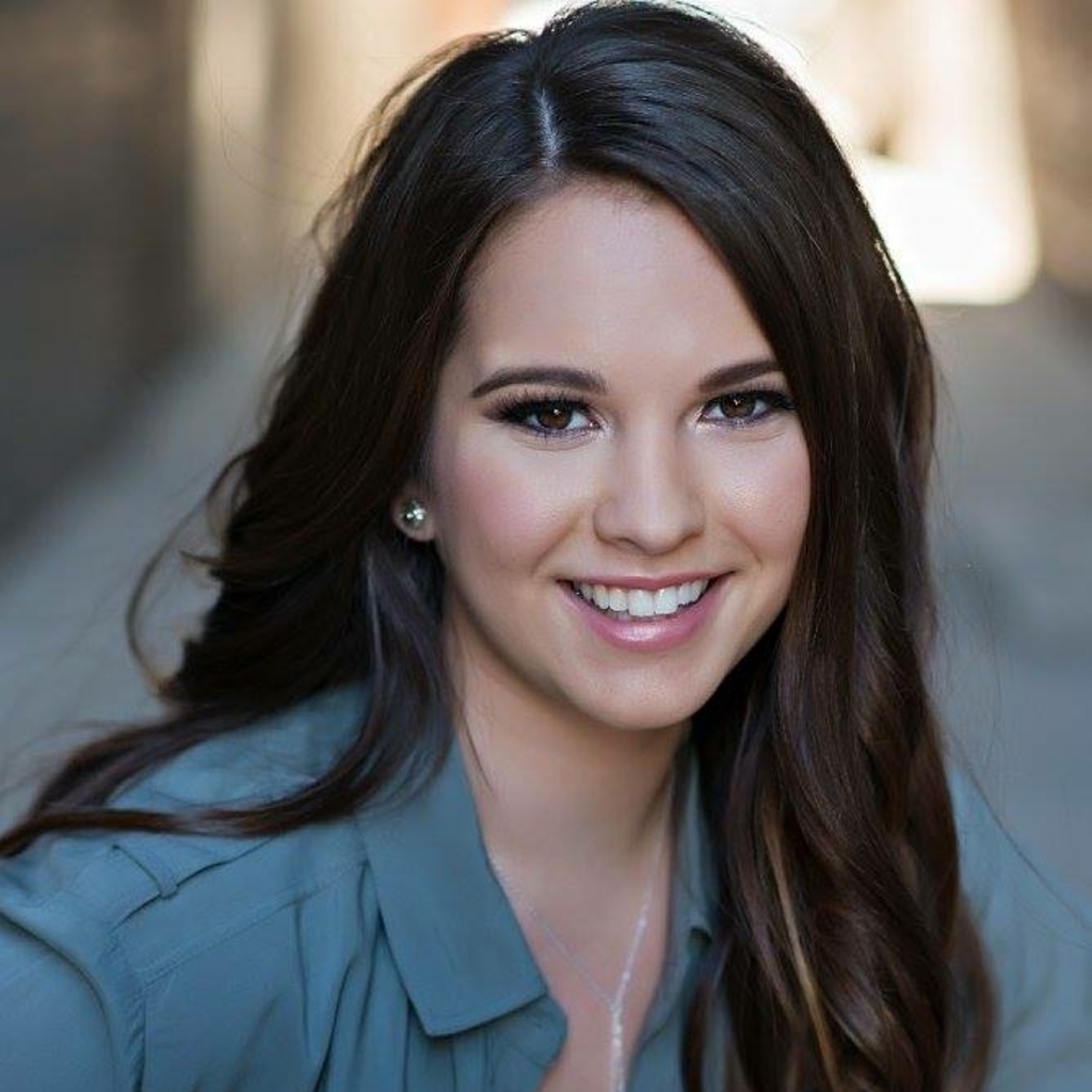 Summer Slininger Headshot