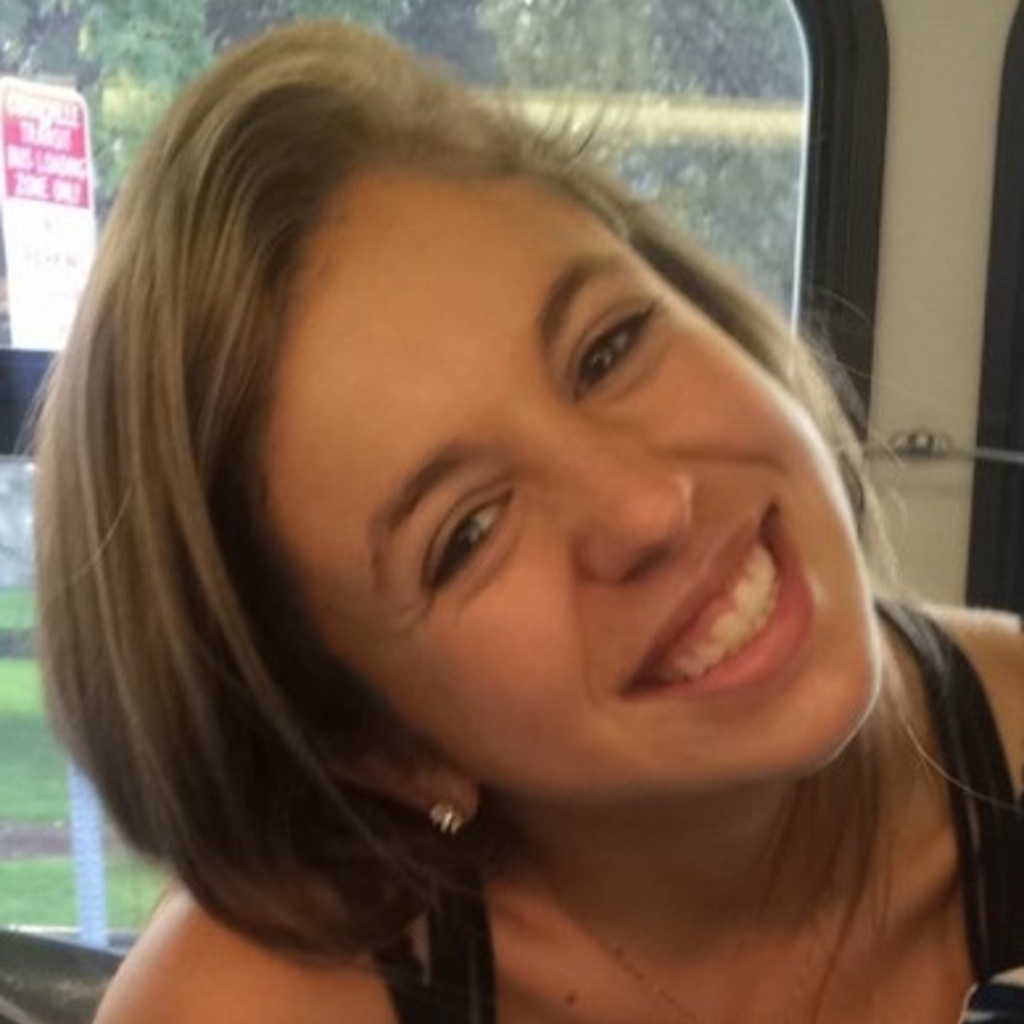 Samantha "Sammy" Stoll Headshot