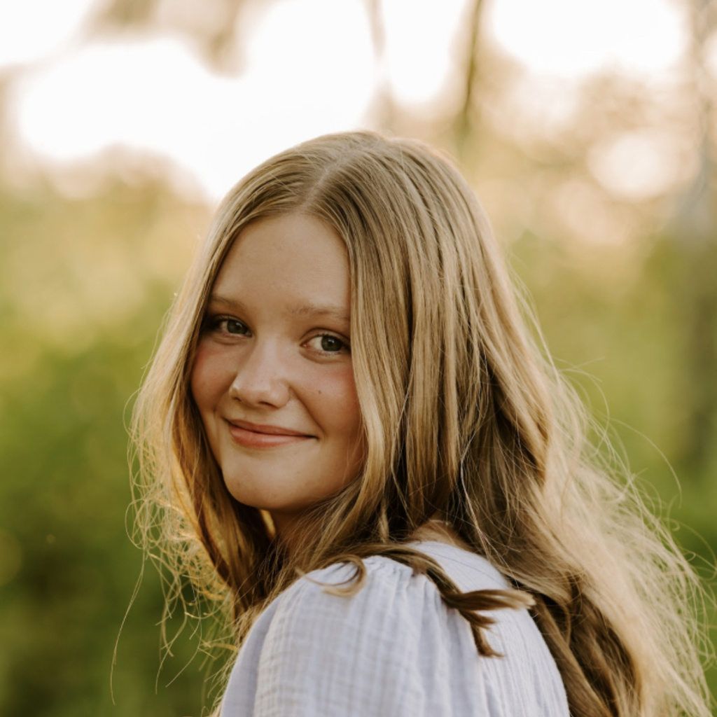 Headshot of Erica Weeks