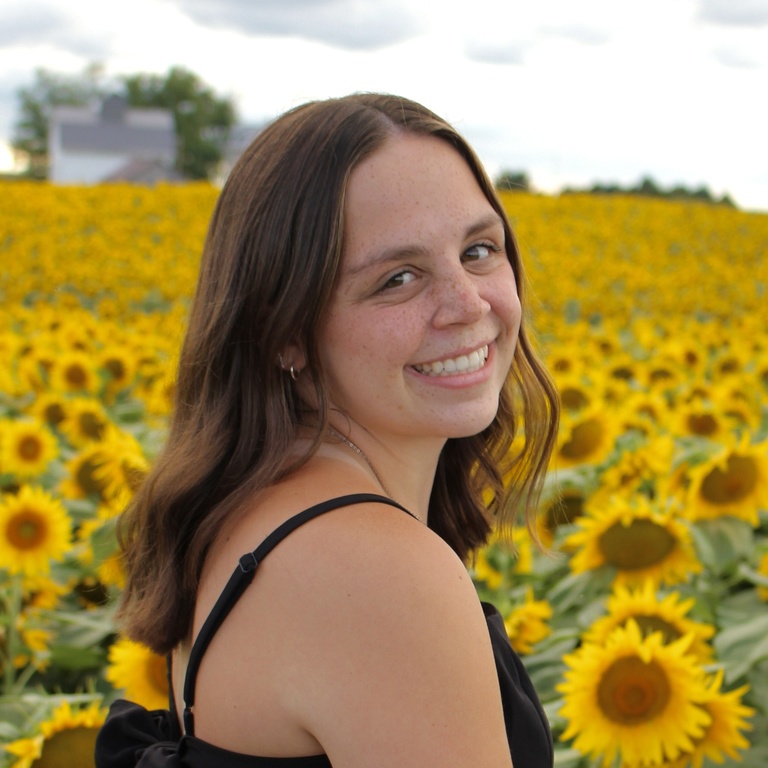 Headshot of Maya Shelangoski